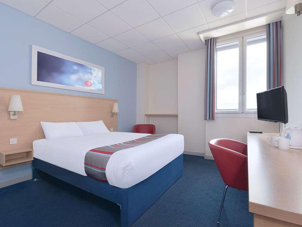 Travelodge Peterborough Central الغرفة الصورة
